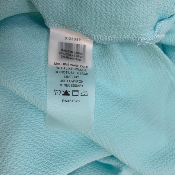 Vince Camuto Tiered Tie Cuff Crepe Blouse - Picture 5 of 5